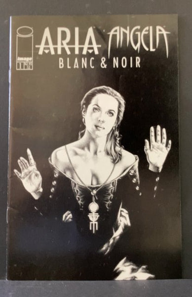 Aria Angela Blanc & Noir (2000)